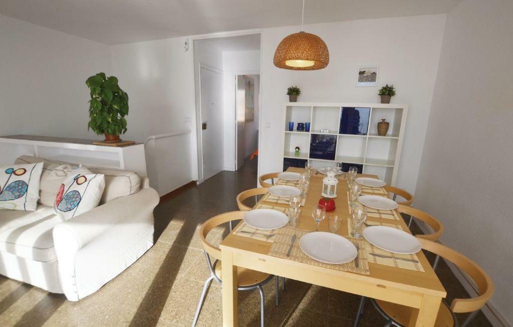 شقة Duplex En Frente De La Playa Al Lado De Barcelona كانيه دي مار المظهر الخارجي الصورة