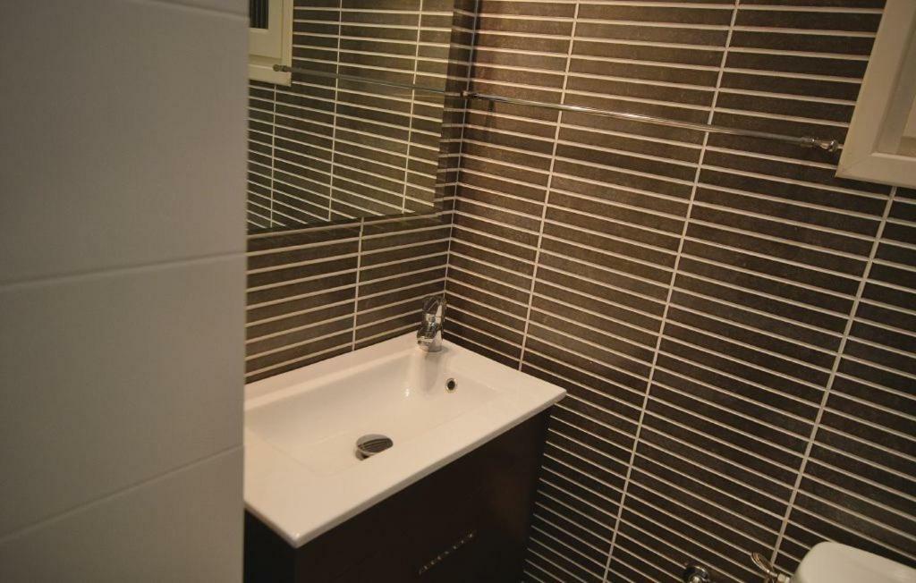 شقة Duplex En Frente De La Playa Al Lado De Barcelona كانيه دي مار المظهر الخارجي الصورة